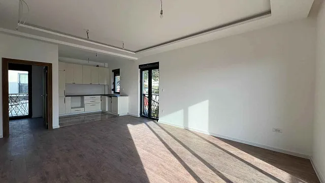 Zwei helle Wohnungen zum Verkauf in Tivat nahe dem Zentrum — photo 12
